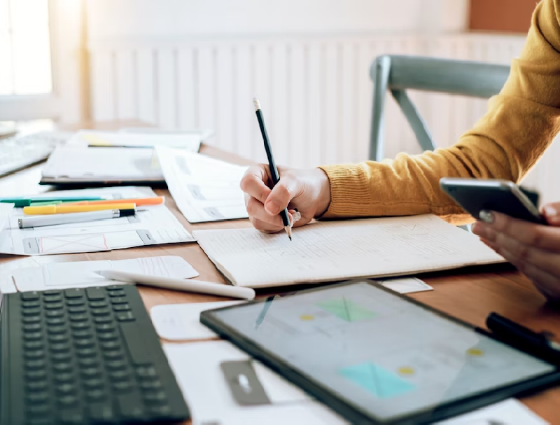 做外貿客服必須用香港外呼線路嗎？優(yōu)缺點深度分析